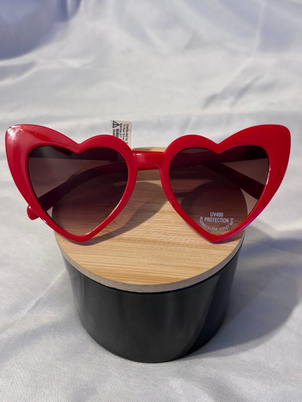 Red Heart-Shaped Sunglasses – Oversized Retro Statement Frames